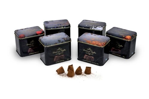 Bild på 6 askar premium svensk chokladtryfflar.