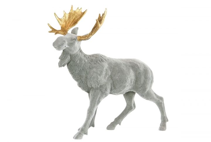 Sammetsbeklädd älg med guldfärgade horn