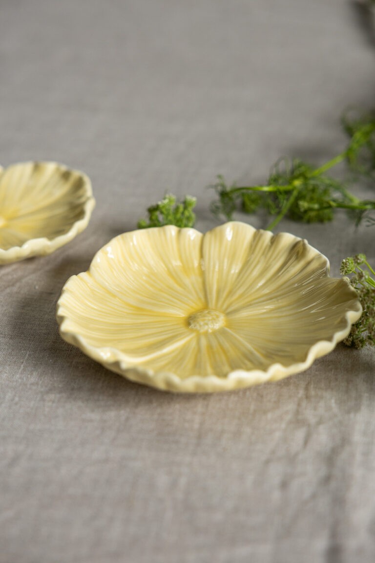 blomster-stort-ljusgult-fat_3