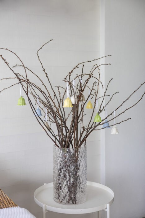 klocklilja-hangande-gul-dekoration_2