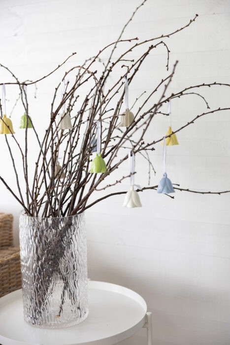 klocklilja-hangande-gul-dekoration_3