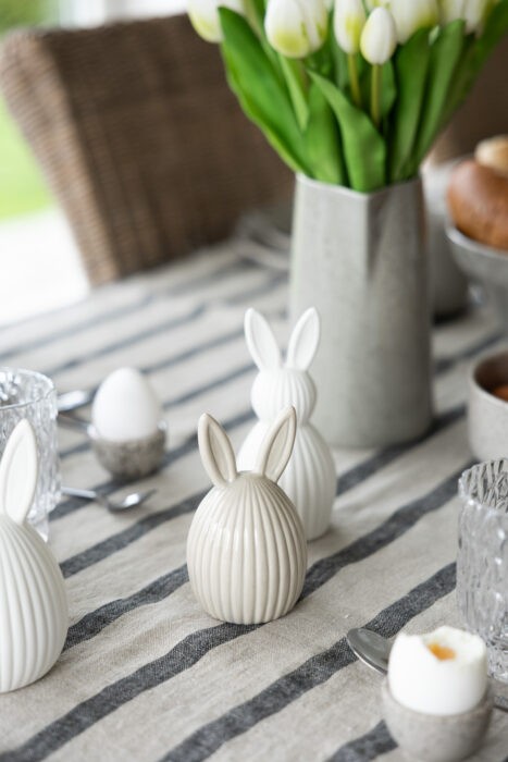 meja-liten-greige-dekoration-kanin_3