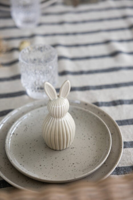 mira-greige-dekoration-kanin_4